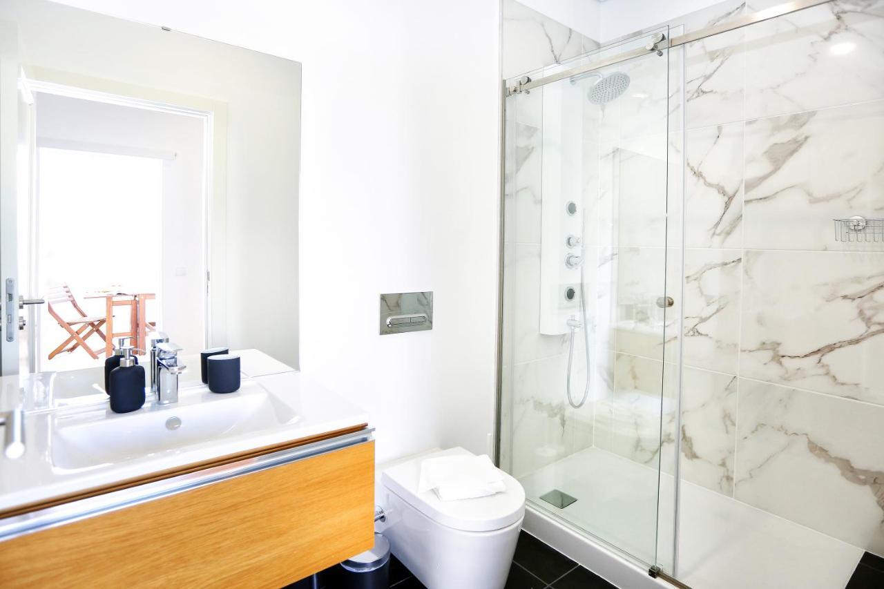 Young Spirit Apartment Фаро Екстериор снимка